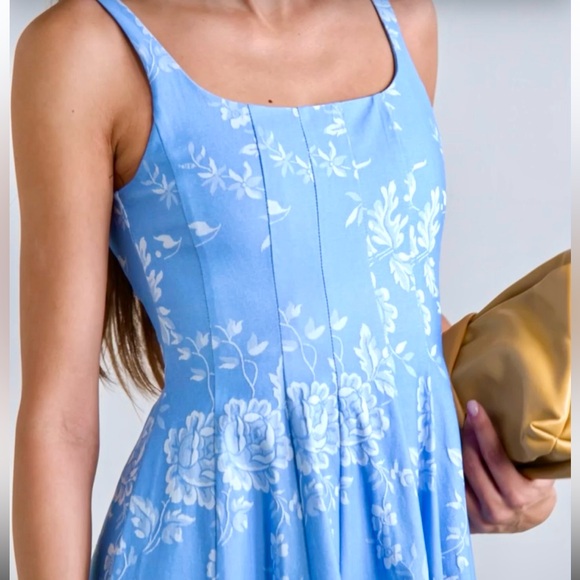 🌺🎉HP🎉🌺 NWT Staud Wells Midi Dress Blue Rose 🌟VERY RARE🌟 - Picture 9 of 16